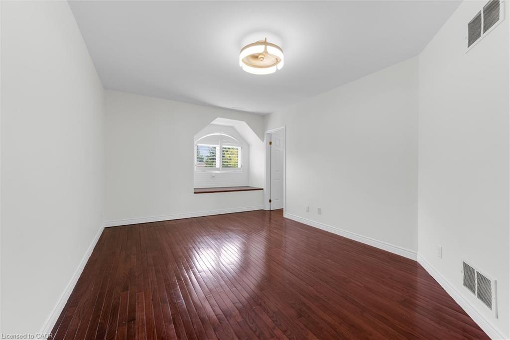1389 Lakeshore Road Property Photo 21