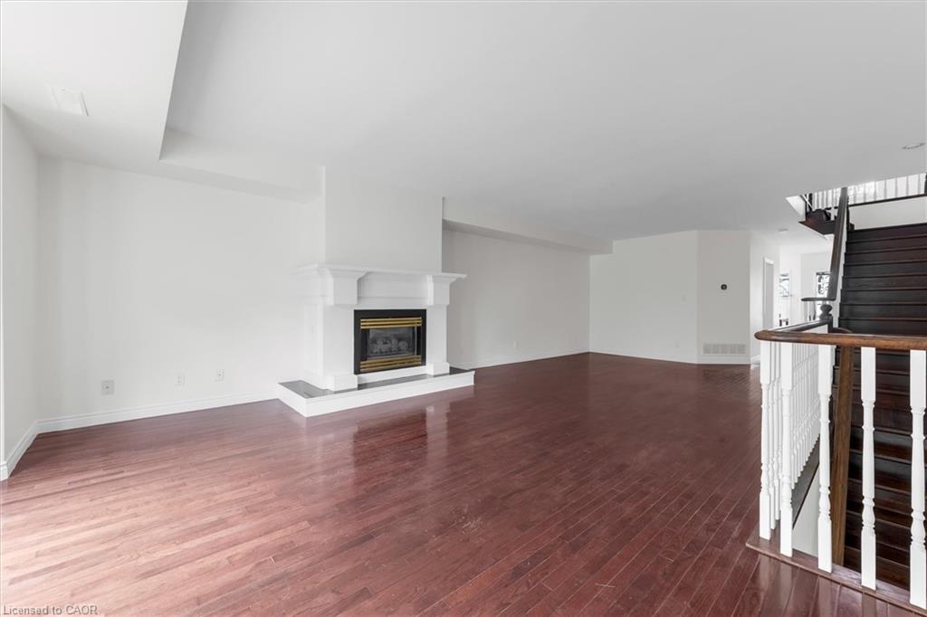 1389 Lakeshore Road Property Photo 23