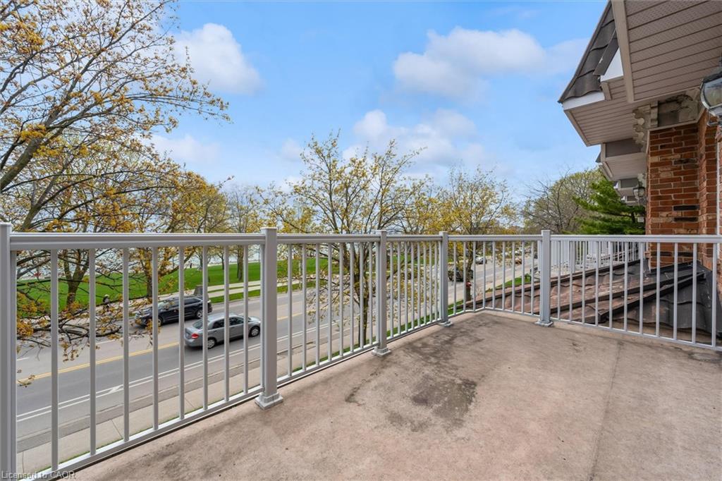 1389 Lakeshore Road Property Photo 35