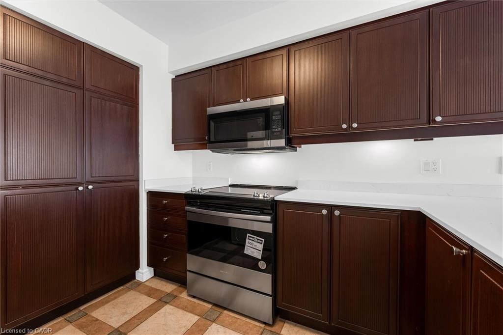 1389 Lakeshore Road Property Photo 44