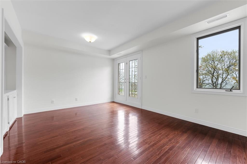 1389 Lakeshore Road Property Photo 45