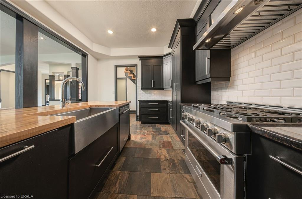 5 Tysons Way Property Photo 11