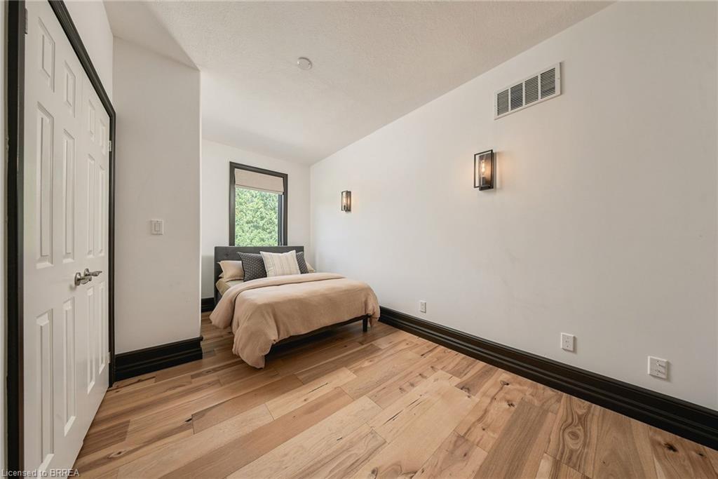 5 Tysons Way Property Photo 26