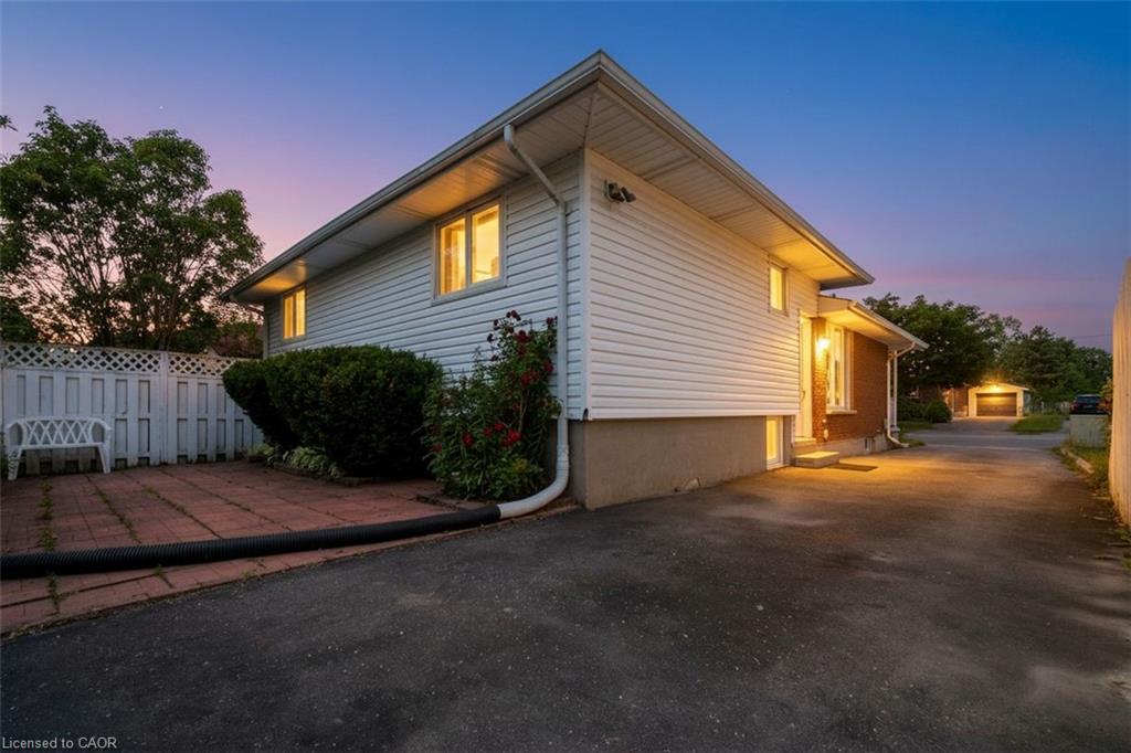 1259 Ernest Avenue Property Photo 5