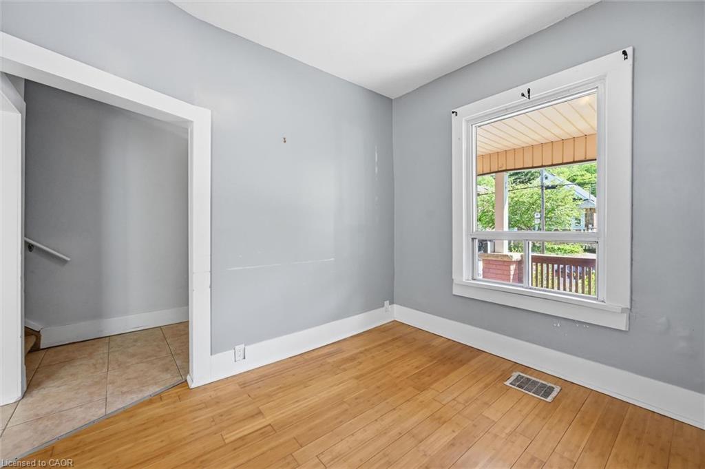 343 Cumberland Avenue Property Photo 7