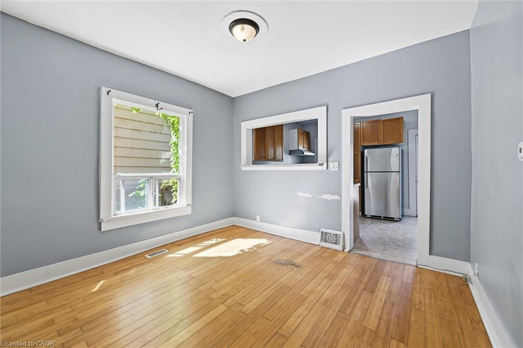 343 Cumberland Avenue Property Photo 9
