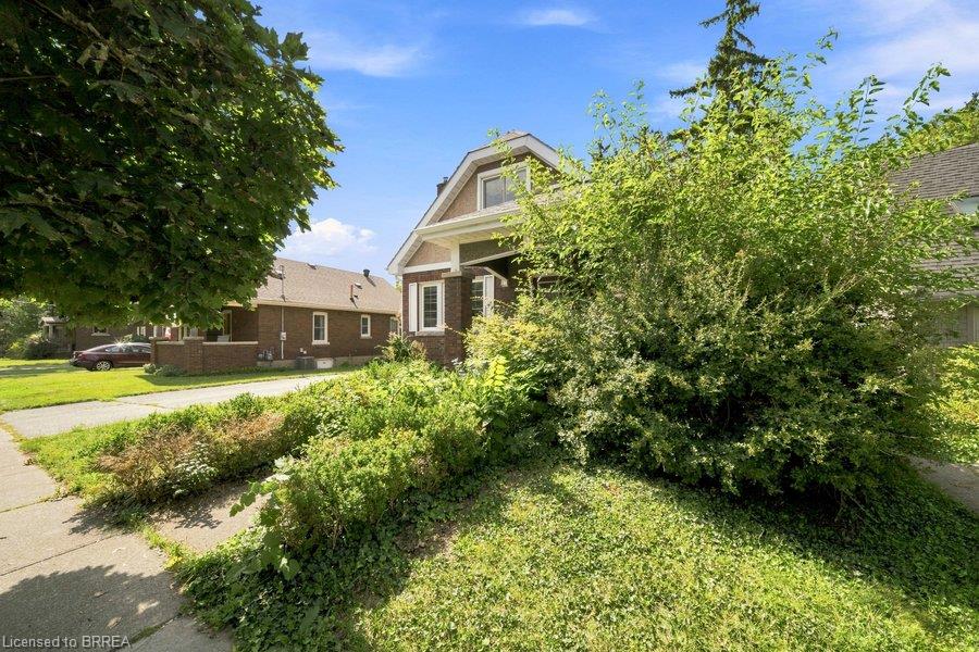 26 Abigail Avenue Property Photo 5