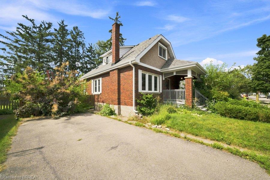 26 Abigail Avenue Property Photo 6