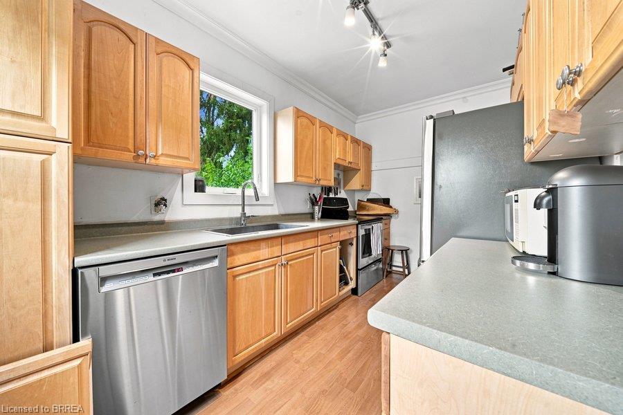 26 Abigail Avenue Property Photo 20