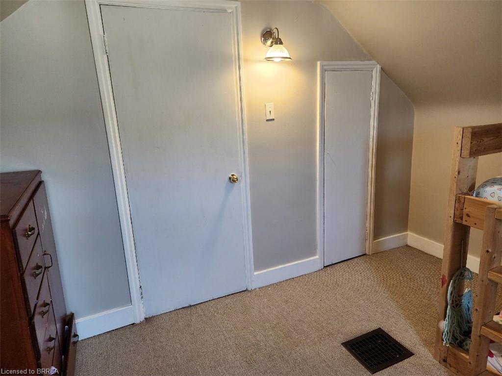 86 North Park Street Property Photo 14