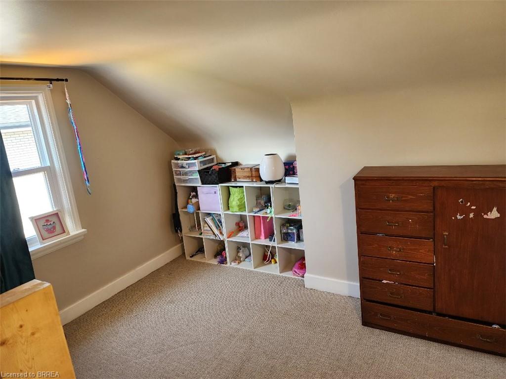86 North Park Street Property Photo 17