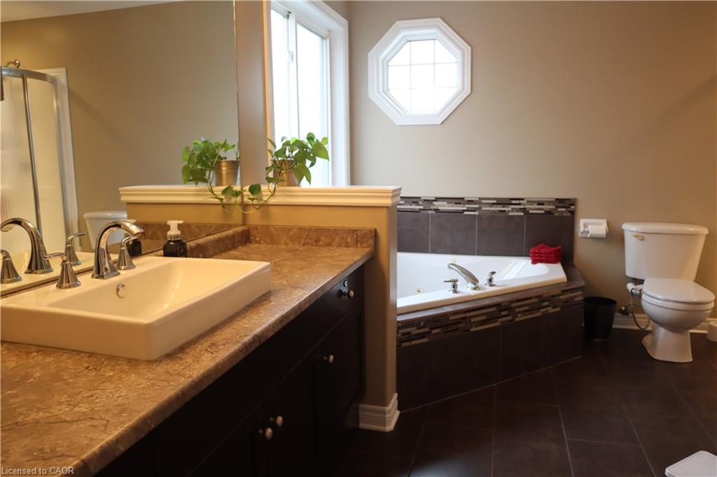 349 Winterberry Boulevard Property Photo 29