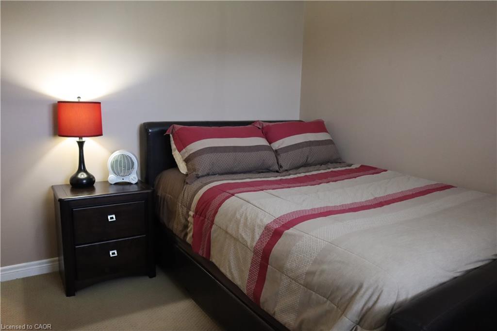 349 Winterberry Boulevard Property Photo 32