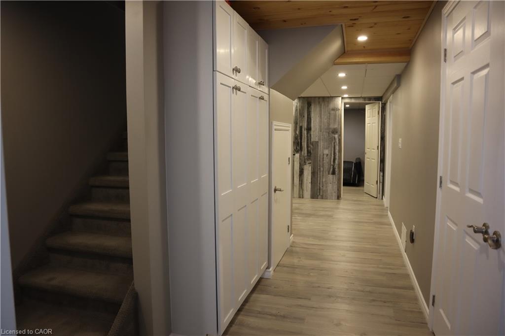 349 Winterberry Boulevard Property Photo 38