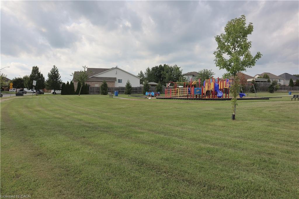 349 Winterberry Boulevard Property Photo 47