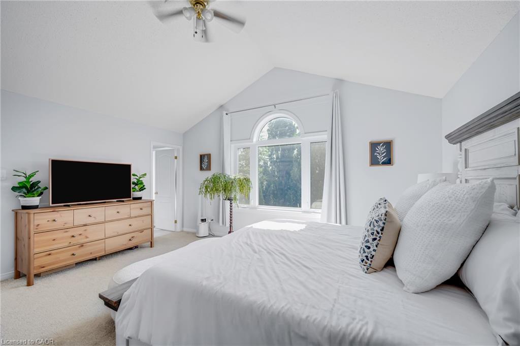 24 Segwun Road Property Photo 15
