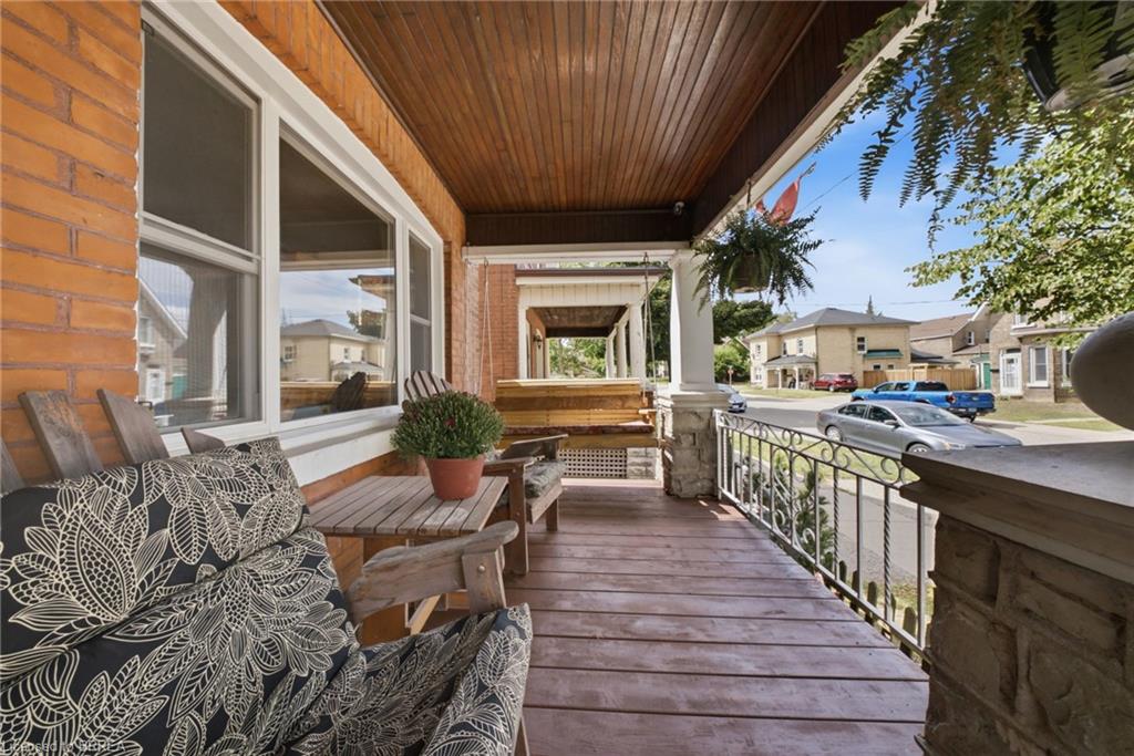 69 Arthur Street Property Photo 5