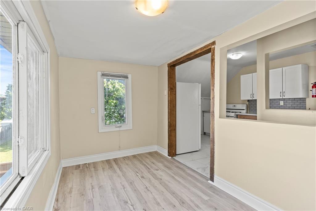 1 West Street N Property Photo 9