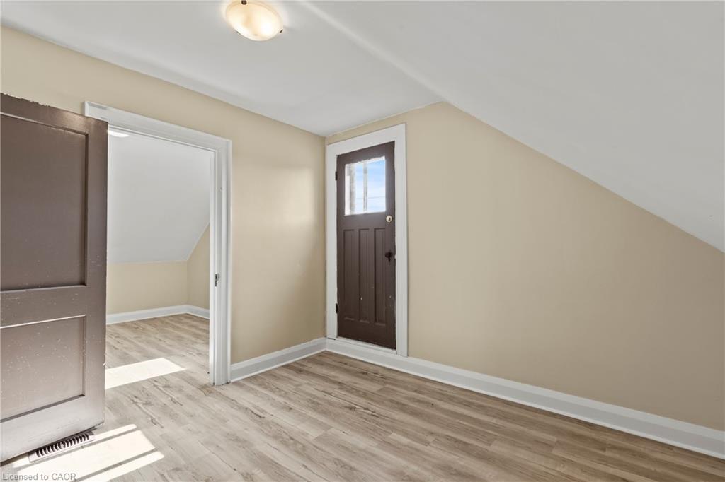 1 West Street N Property Photo 17