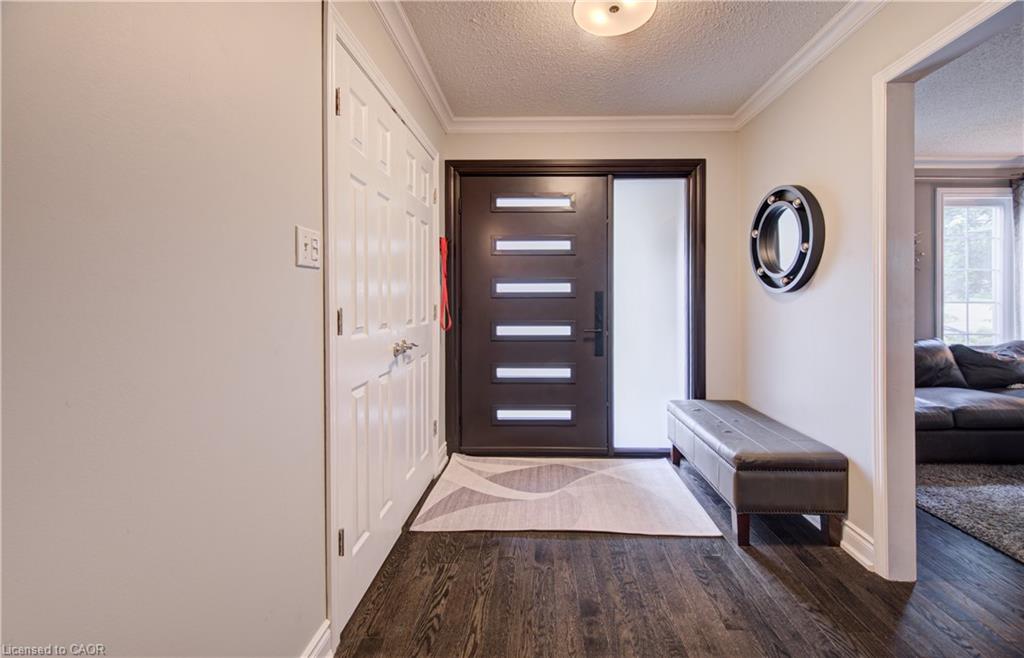 7 Stock Court Property Photo 4