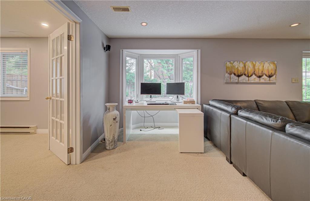 7 Stock Court Property Photo 42