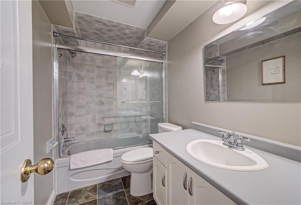 7 Stock Court Property Photo 44