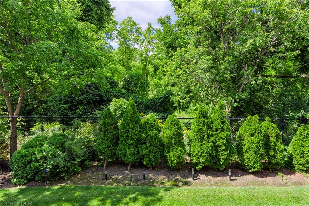 11-5151 Upper Middle Road Property Photo 33