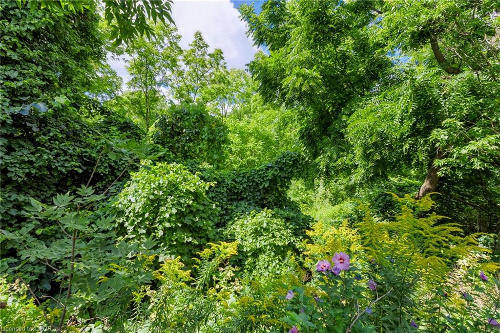 11-5151 Upper Middle Road Property Photo 36