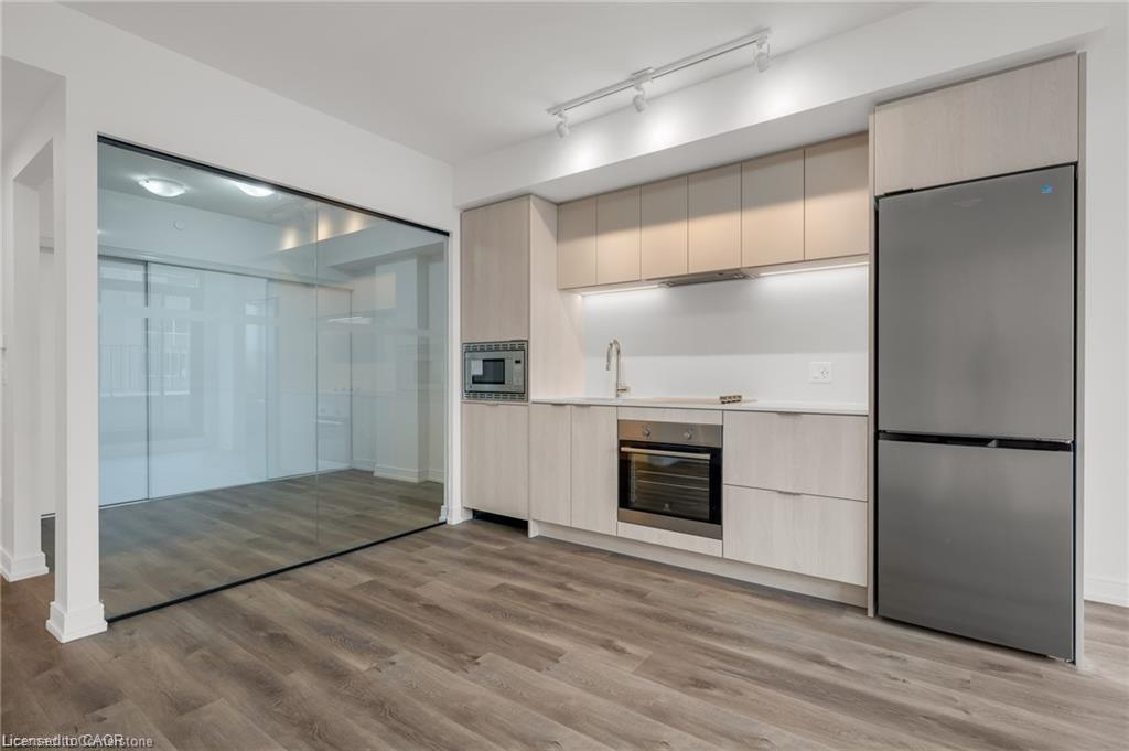 526-1 Jarvis Street Property Photo 3