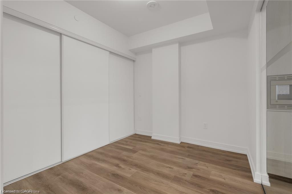 526-1 Jarvis Street Property Photo 12