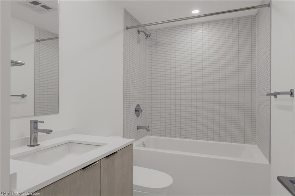 526-1 Jarvis Street Property Photo 15