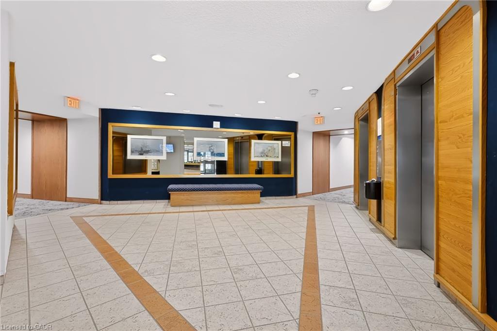 1901-5250 Lakeshore Road Property Photo 8