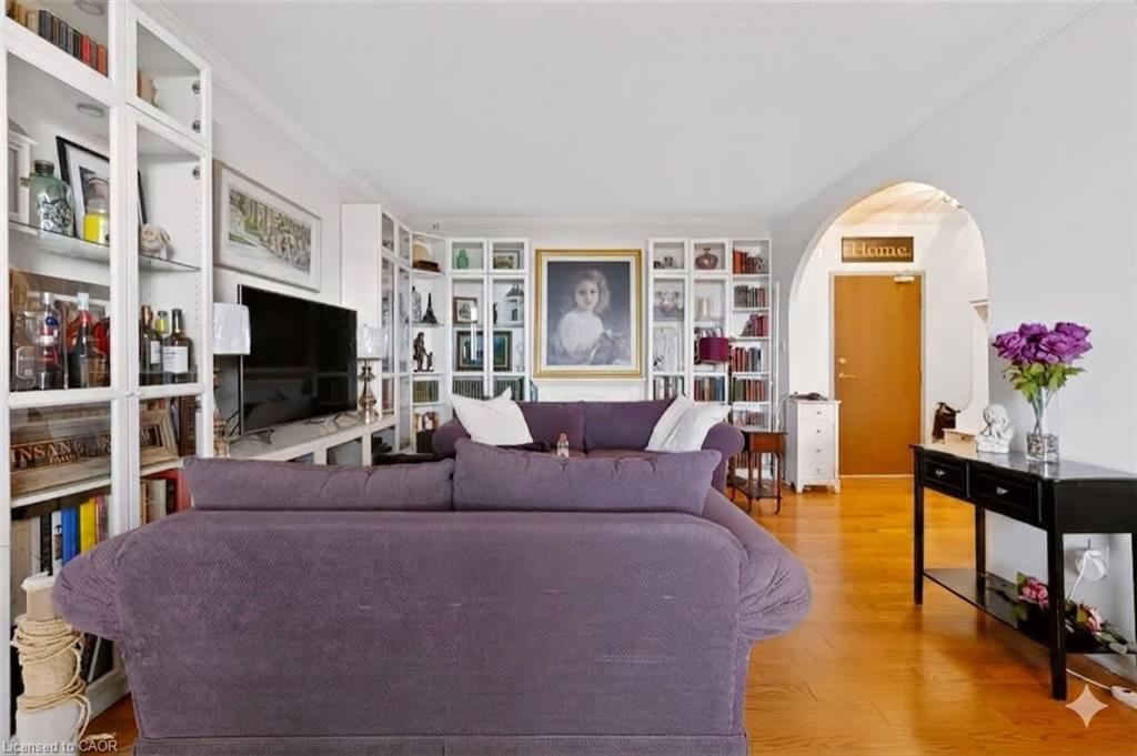 1901-5250 Lakeshore Road Property Photo 12