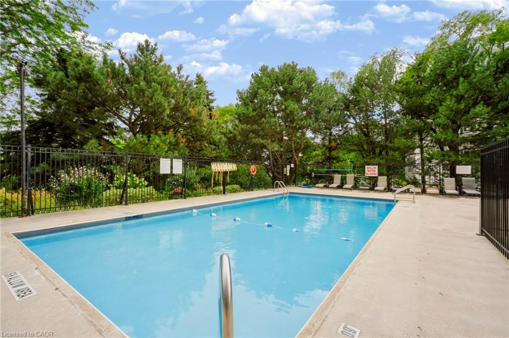 1901-5250 Lakeshore Road Property Photo 38