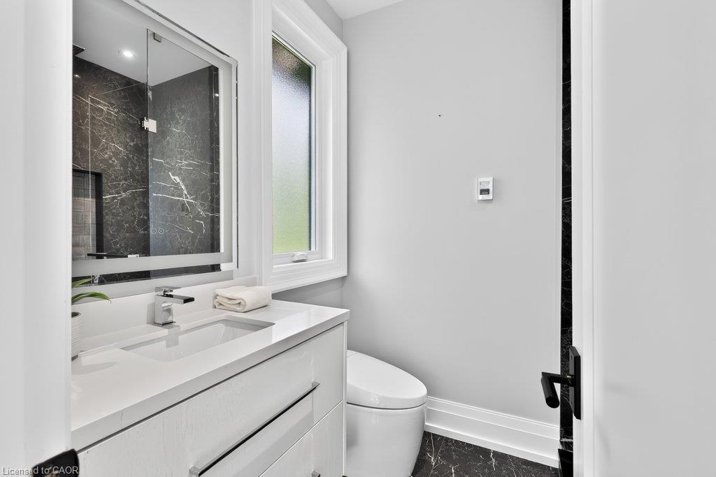 533 Carson Lane Property Photo 37
