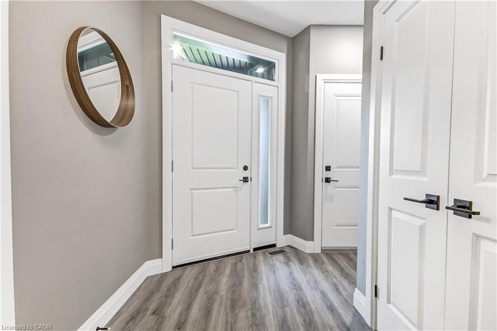 1053 Bay Street Property Photo 4