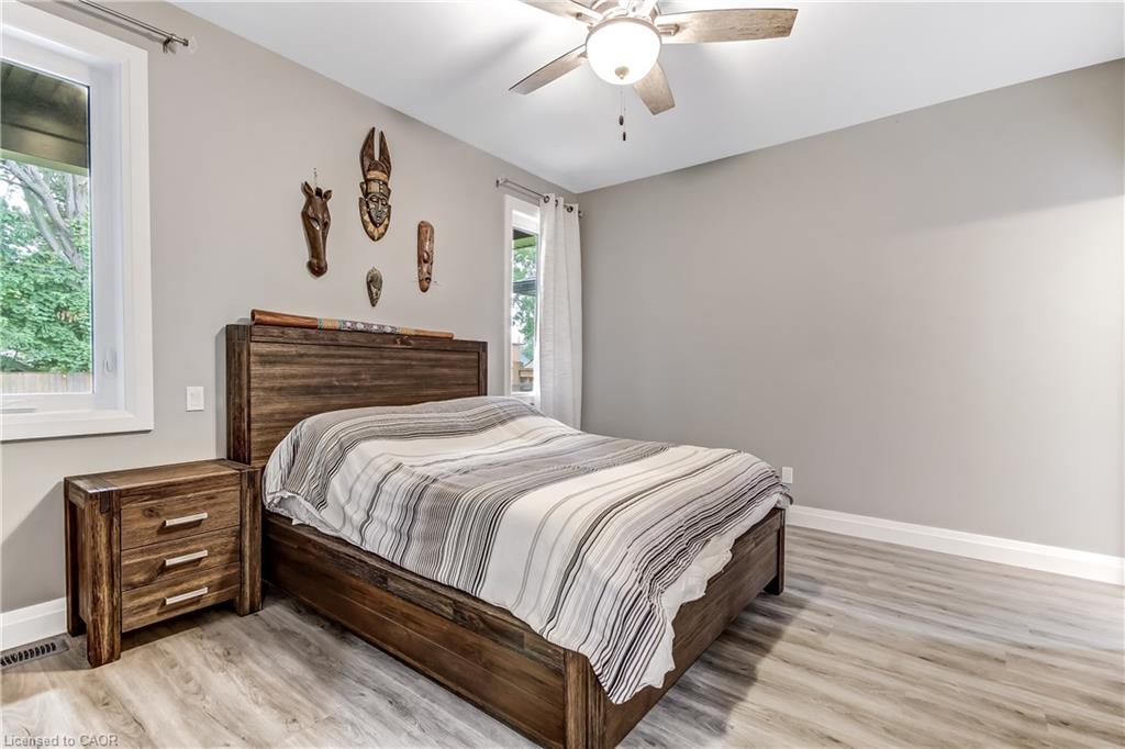 1053 Bay Street Property Photo 10