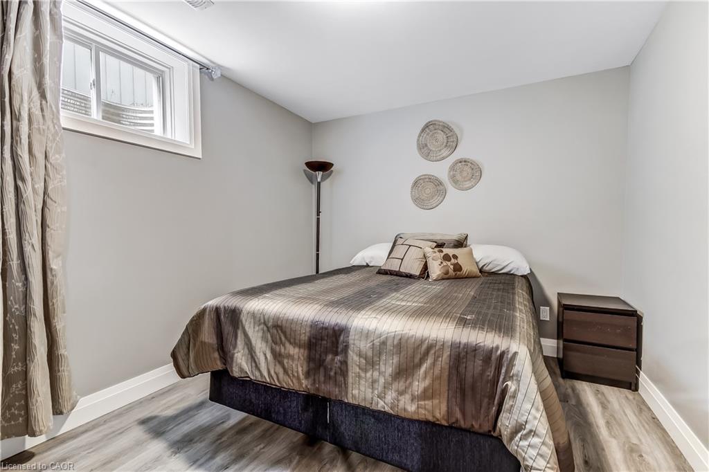 1053 Bay Street Property Photo 19