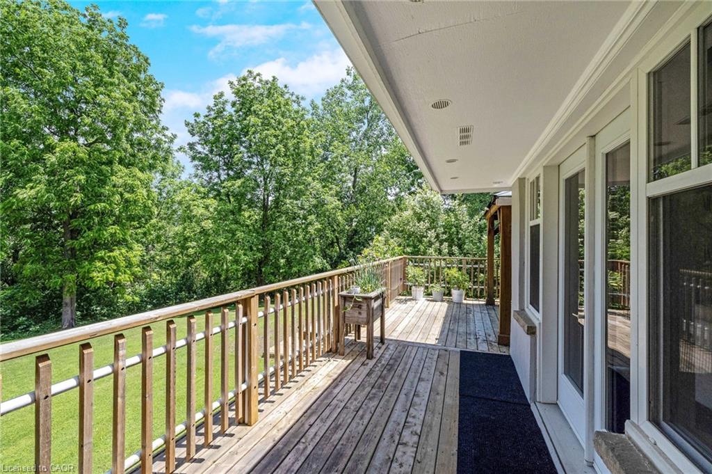 161 Confederation Street Property Photo 43