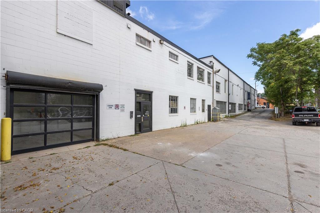 301-64 Hatt Street Property Photo 3