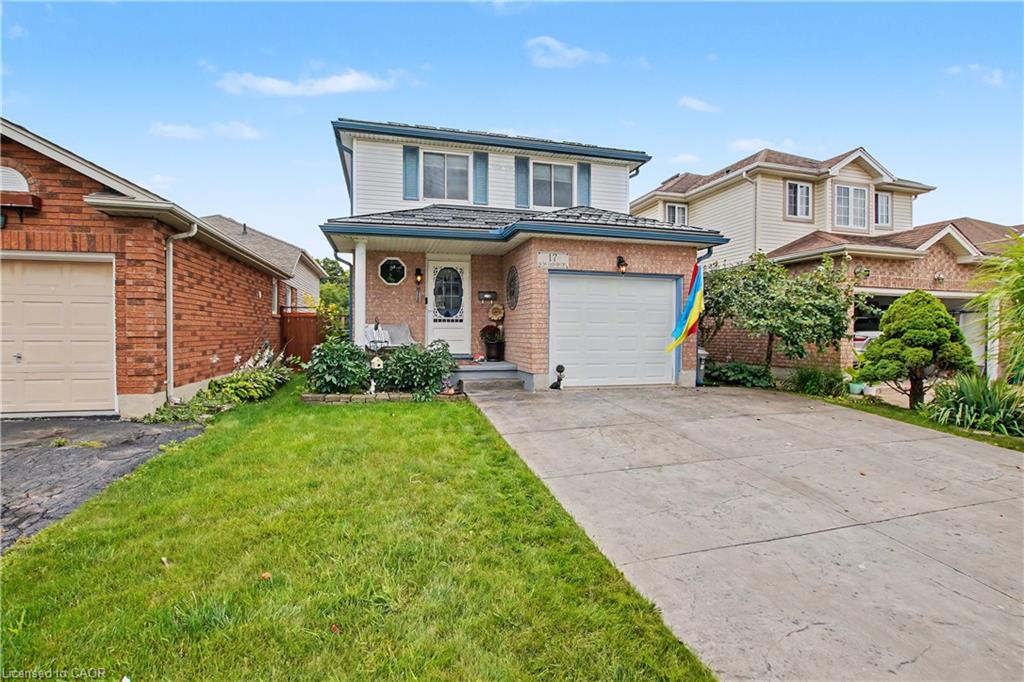17 Bush Clover Crescent Property Photo 2