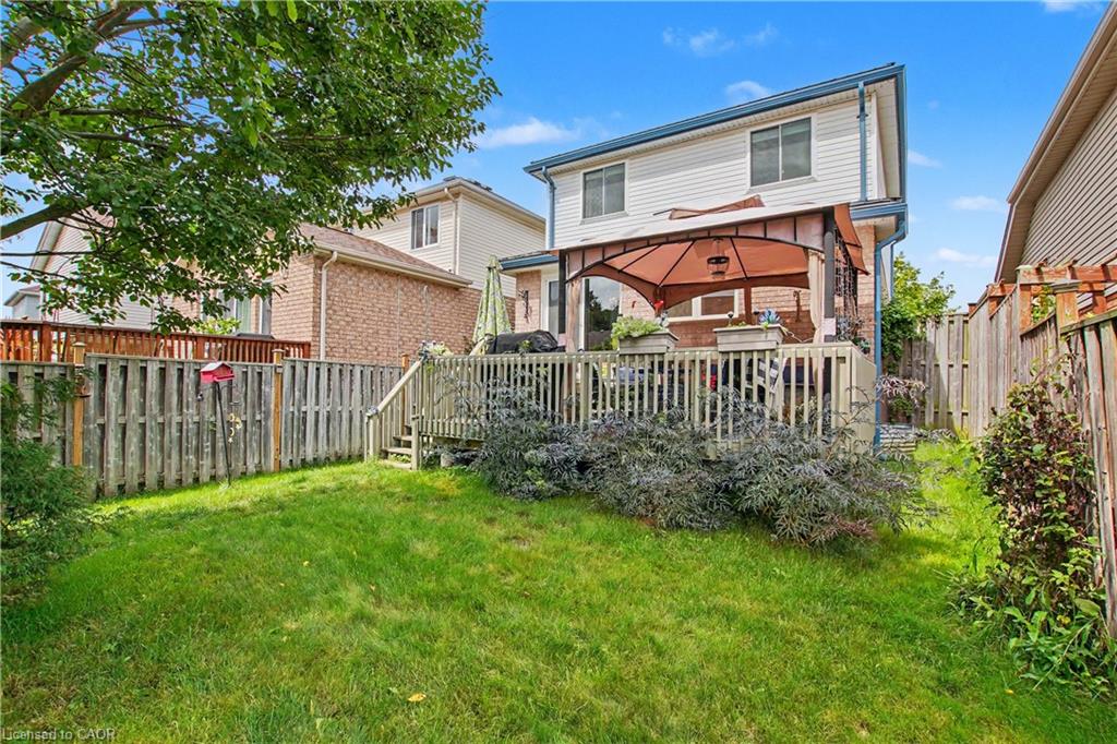 17 Bush Clover Crescent Property Photo 7
