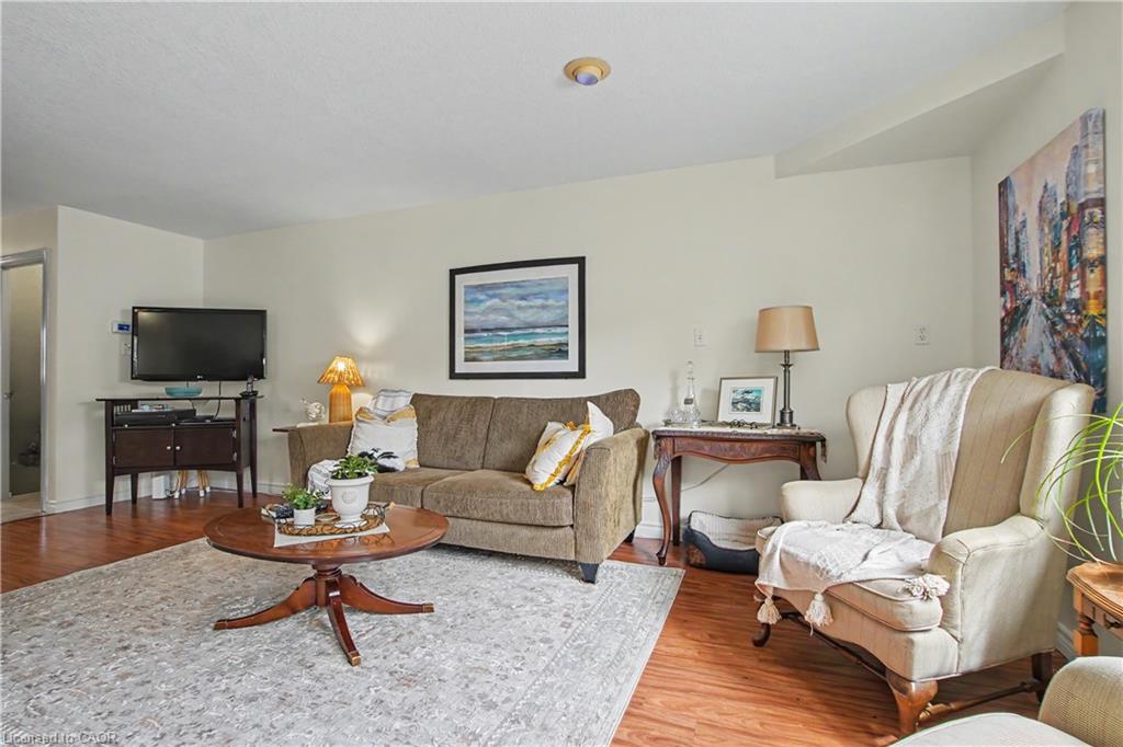 17 Bush Clover Crescent Property Photo 14