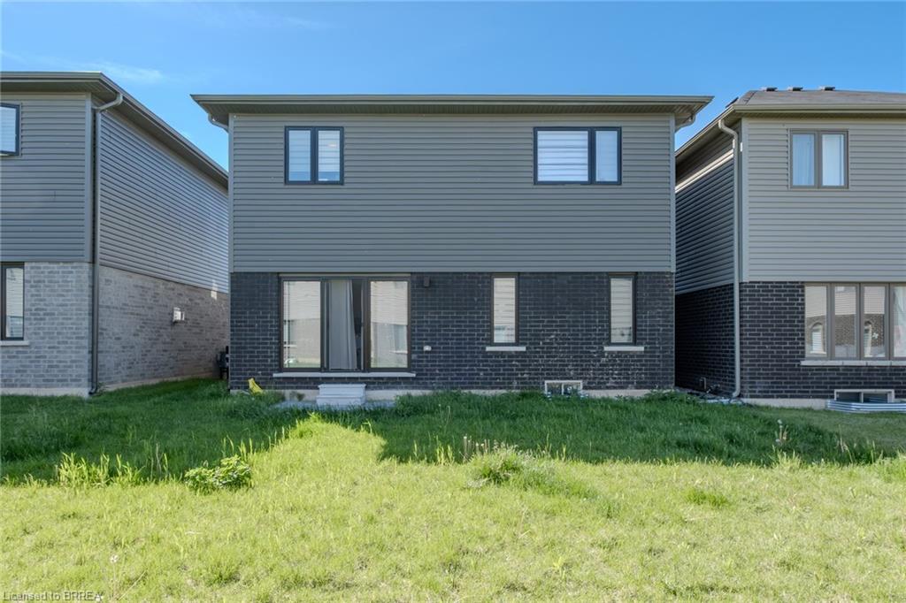 228 Longboat Run W Property Photo 6