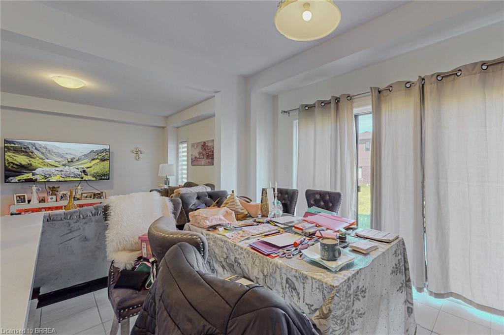 228 Longboat Run W Property Photo 14