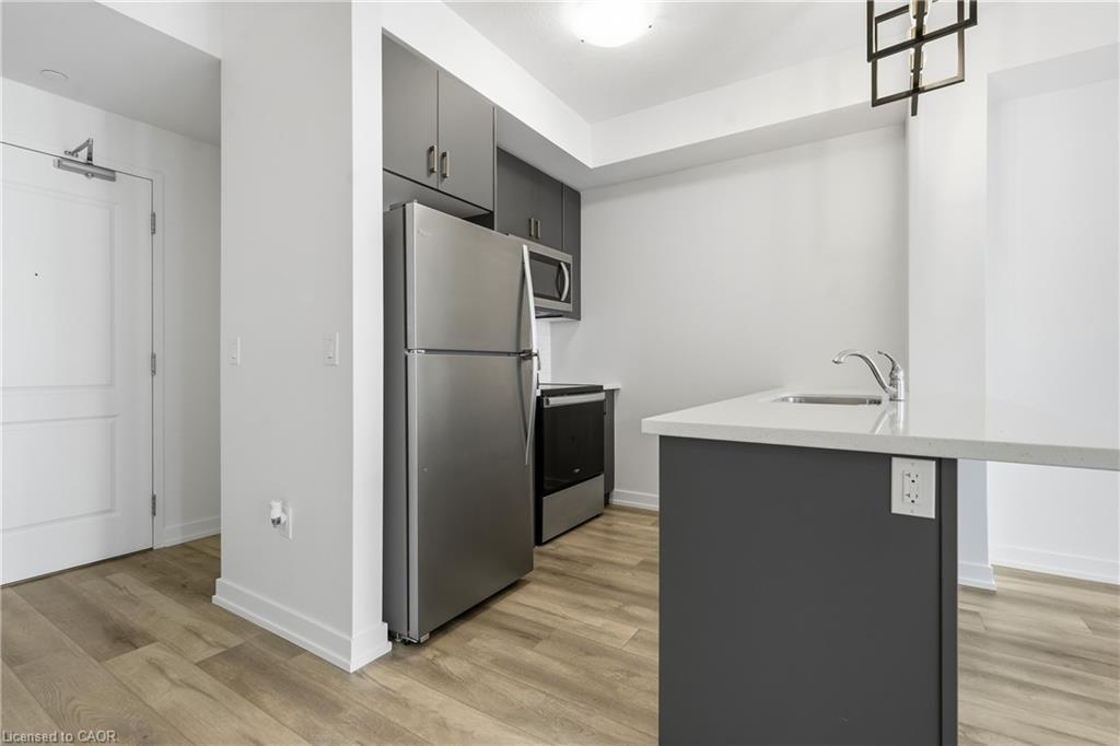 425-5055 Greenlane Road Property Photo 6