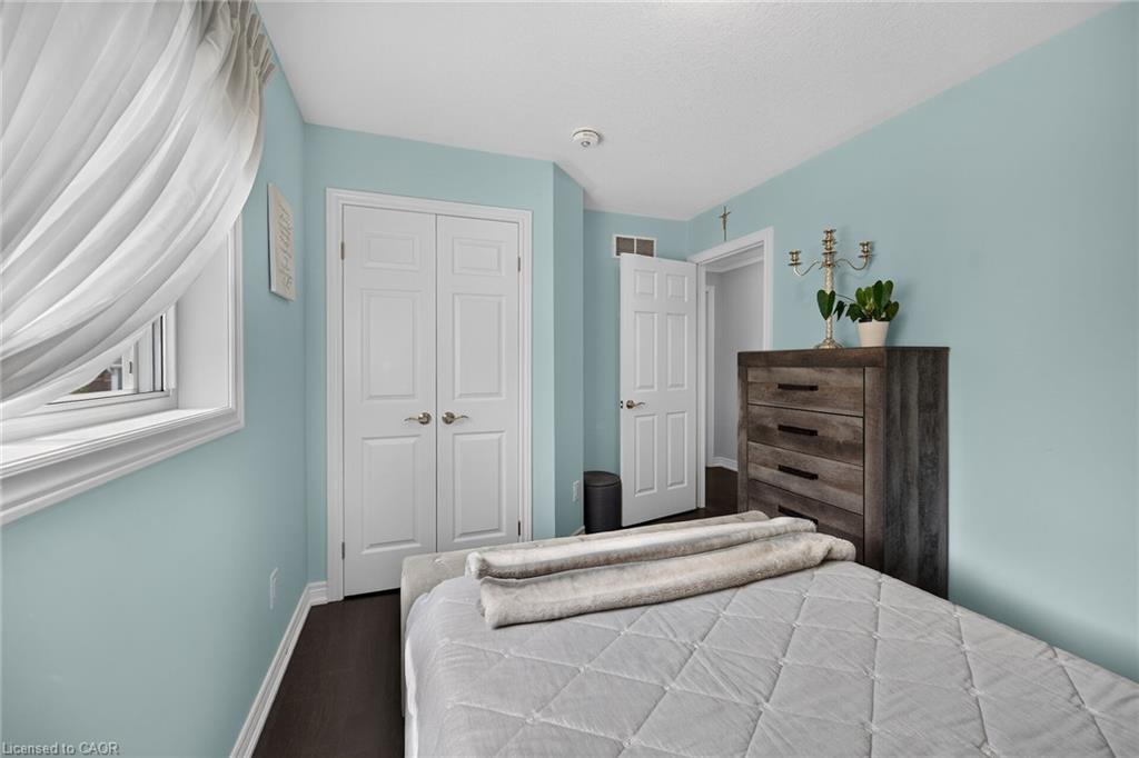 18 Linda Crescent Property Photo 30
