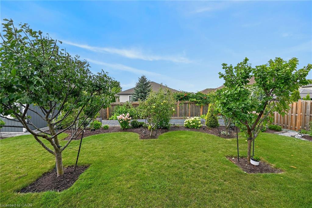 18 Linda Crescent Property Photo 37