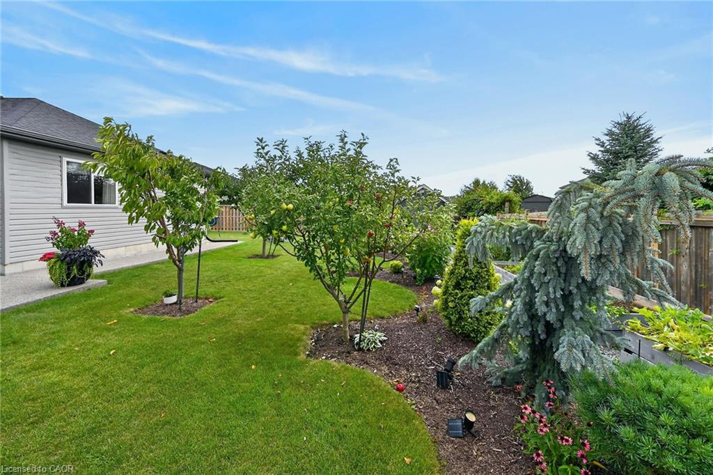 18 Linda Crescent Property Photo 39