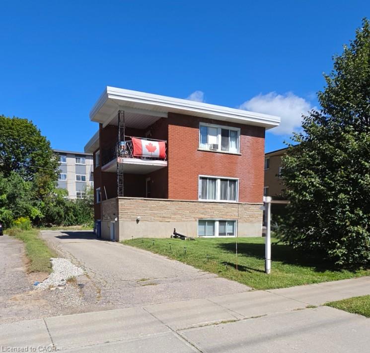 18 High Street Property Photo 1
